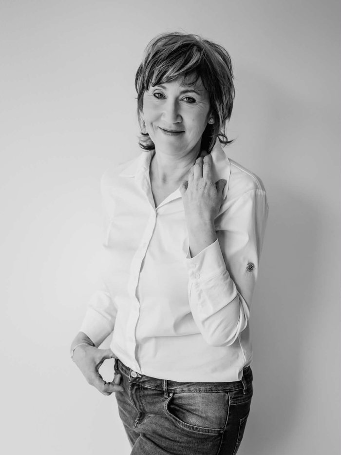 Světlana Štrajtová, černobílý portrét